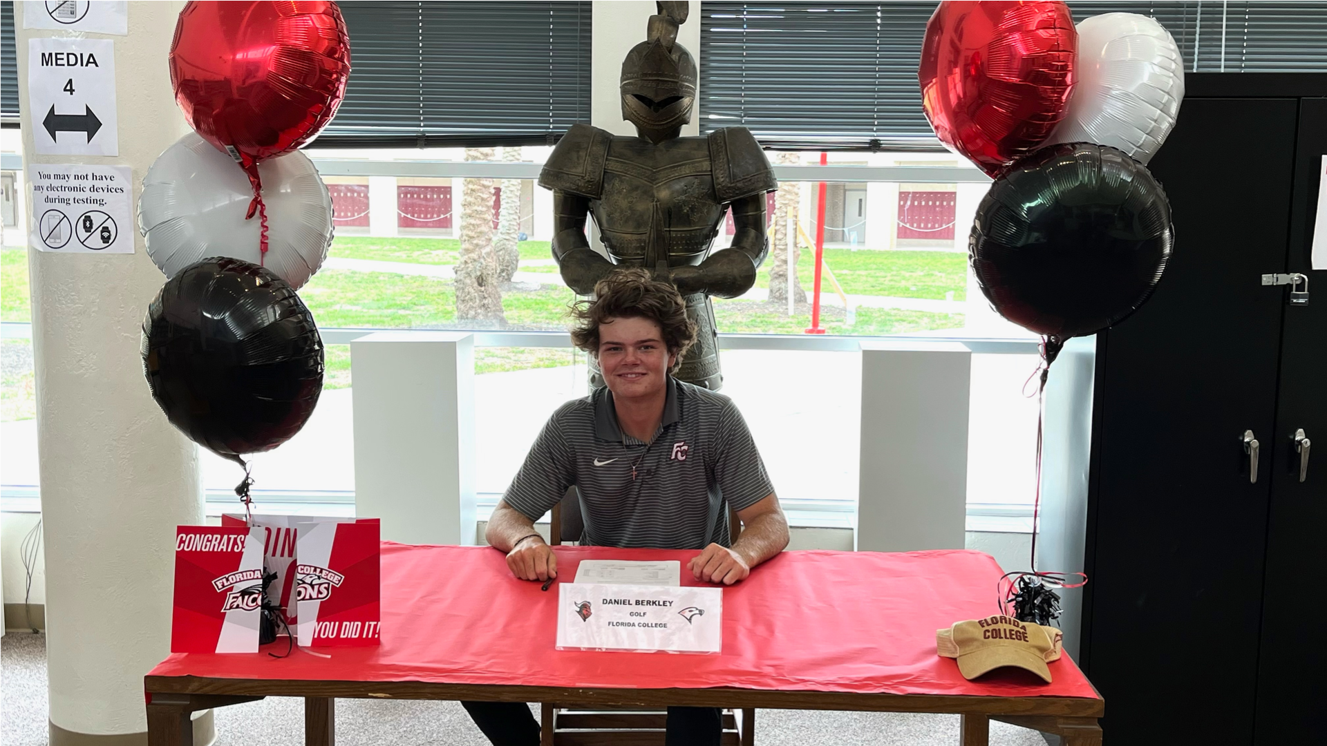 Berkley Signs with Florida College 